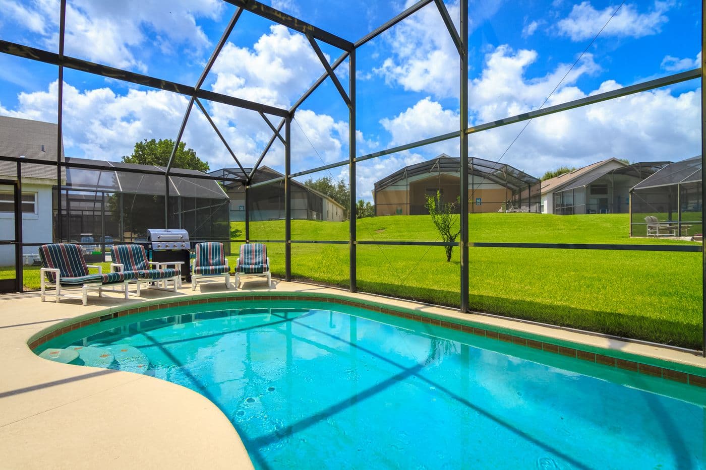 Example of pool cage & screen enclosure slabs work